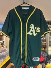 Majestic Cool Base Baseball Jersey  Large  Green 100 % Polyester Pre-Owned