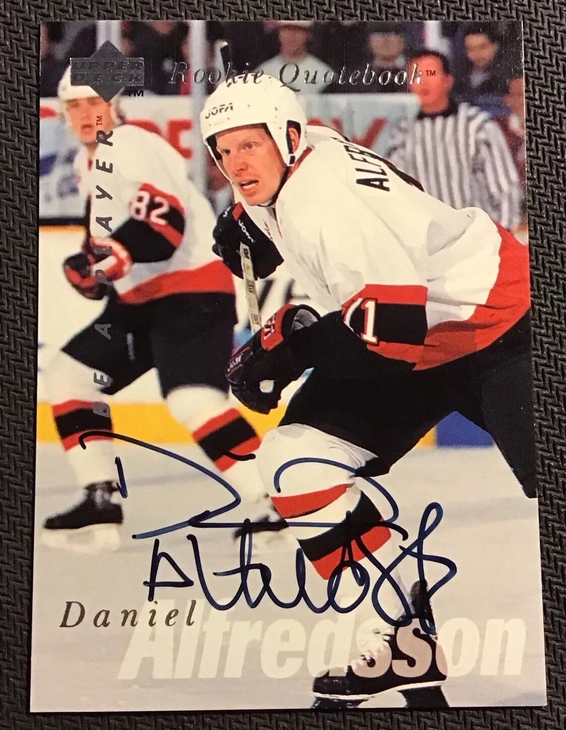 Daniel Alfredsson trading card