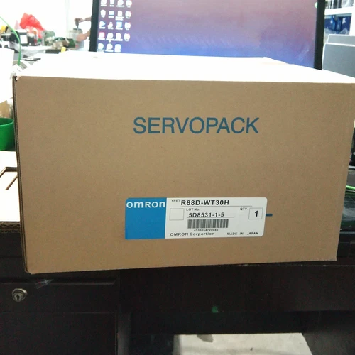 R88D-WT30H 1pcs new omron IN BOX AC SERVO DRIVER R88D-WT30H