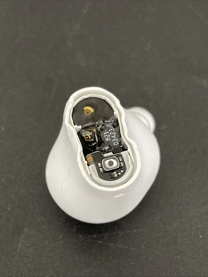 Beats Studio Buds-Left&Right Ivory ⚠️READ - Image 2 of 4