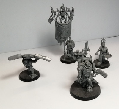 Warhammer 40k Space Marines Black Templars Ordenspriester Grimaldus & Gefolge