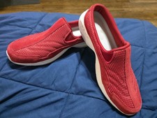 NEW Woman's Clogs Easy Spirit SETRAVELTIME90 Sz 9N RED