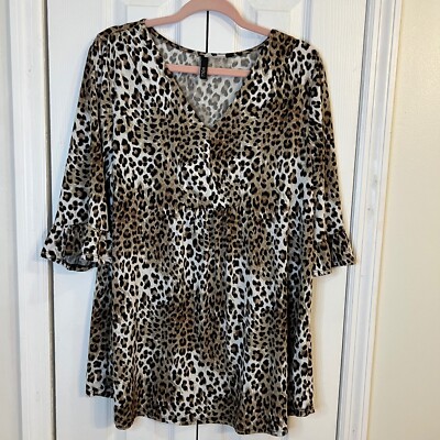 VOLL Leopard Print long top V-Neck 3/4 Sleeve Ruffle Hem Animal Print
