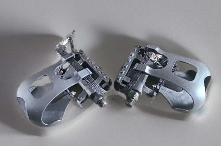 Bike Pedals with Toe Clip and Straps, for Exercise Bike, Spin Bike and Outdoor B - Image 2 of 2