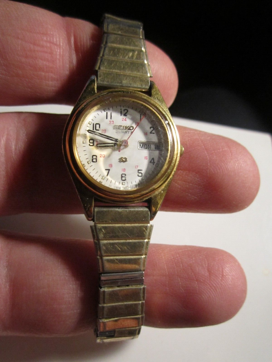 VINTAGE SEIKO WATCH LADIES 7N83-6A09 - FITS 7 1/2