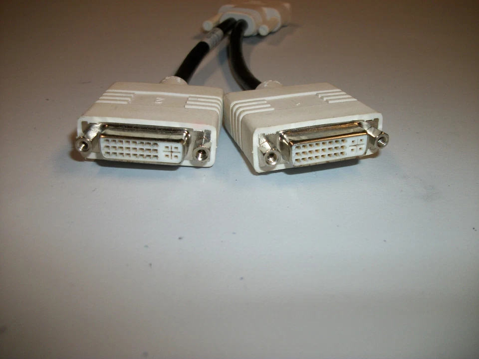 DMS-59 to Dual DVI adapter Y cable splitter digital signal Graphics Video Card - Image 3 of 3