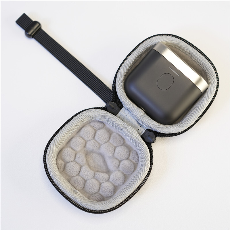 Bowers & Wilkins PI7 True Wireless Headphone Travel Case-image