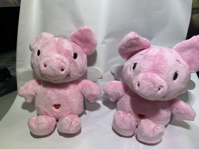 2 Hallmark Cupid Pink Pig With Heart Bellybutton 9  Stuffed Animal Valentine