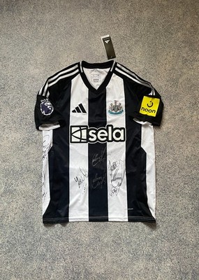 Newcastle United 2025 Carabao Cup Winners Team signed Shirt Soccer Jersey Size L