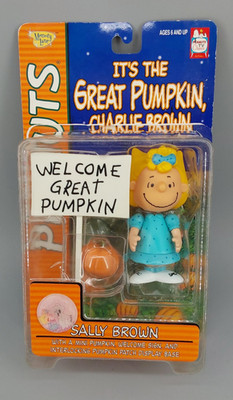 Sally Brown Peanuts Its the Great Pumpkin Charlie Brown Playing Mantis 2002 READ