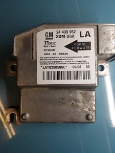Airbagsteuergerät Steuergerät Airbag Modul 24439952LA Opel Corsa C 00-06