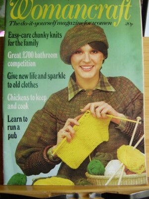VINTAGE WOMANCRAFT MAGAZINE APRIL 1975 CHUNKY OUTDOOR KNITS COOKING CHICKEN