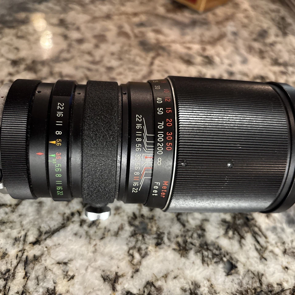  Vivitar 200mm f/3.5 Auto Telephoto Focus Lens with Rear/front Cap with case  - Image 4 of 4