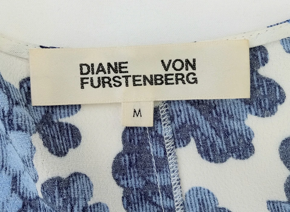 Vestido DVF Mediano DIANE Von FURSTENBERG Periwinkle Floral Estampado EMILIA Crepé ENVOLTURA Foto 3 de 4