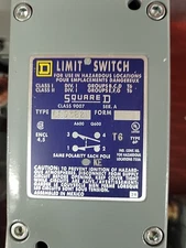 9007CR61B2  -   LIMIT SWITCH SQUARE D, CLASS 9007