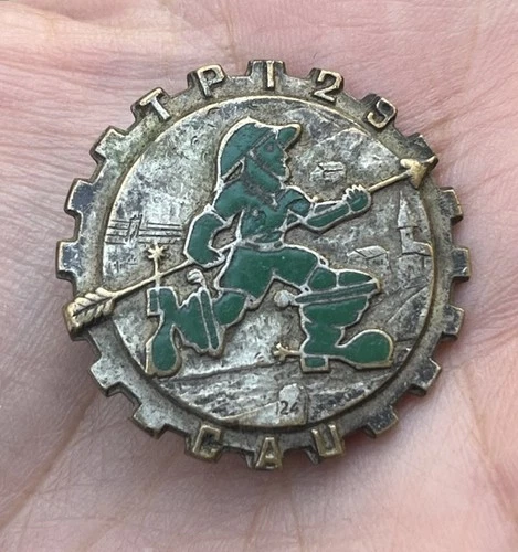 MILITARY TRAIN BADGE @ PERSONAL TRANSPORT GROUP @ DRAGON, BERANGER STREET