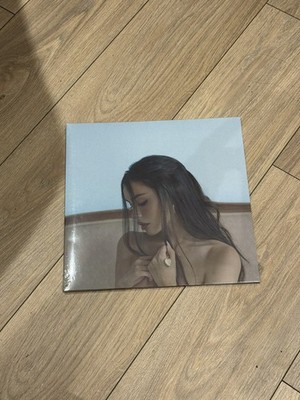 Madison Beer - limited edition locket vinyl + signed insert - New Sealed  
