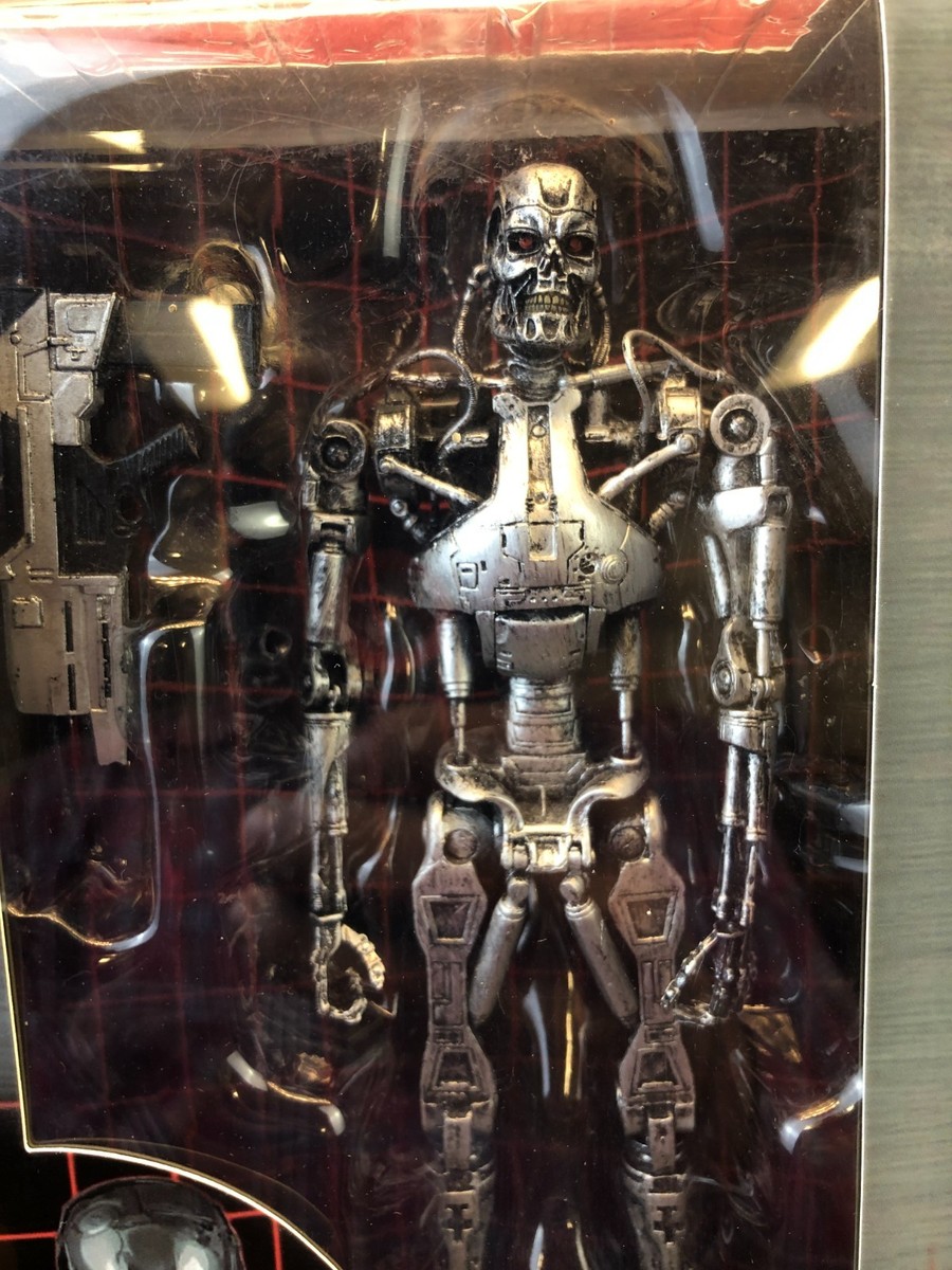 2015 STUDIOCANAL NECA - THE TERMINATOR Model T-800
