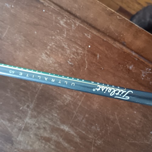 Titleist Titanium 975D 9.5⁰ Driver Factory Titleist Ultralite R Flex Graphite - Picture 2 of 5