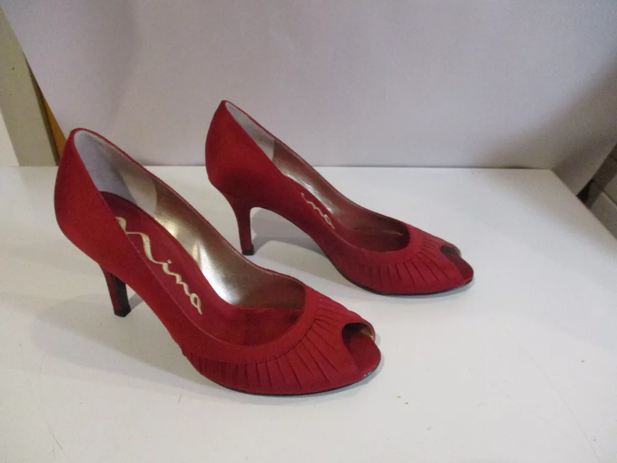 Red sales satin shoes