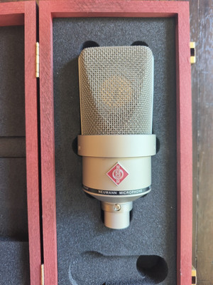 Neumann TLM 103 - Verified Authenticated Used Once (Lg Diaphragm Condenser Mic)