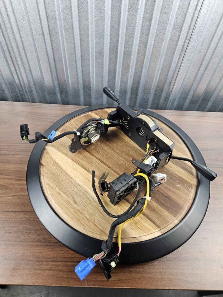 95 - 97 捷豹 XJ6 XJ12 VDP 转向时钟转动擦拭开关 LXF6470AA — 第 3/4 张图片