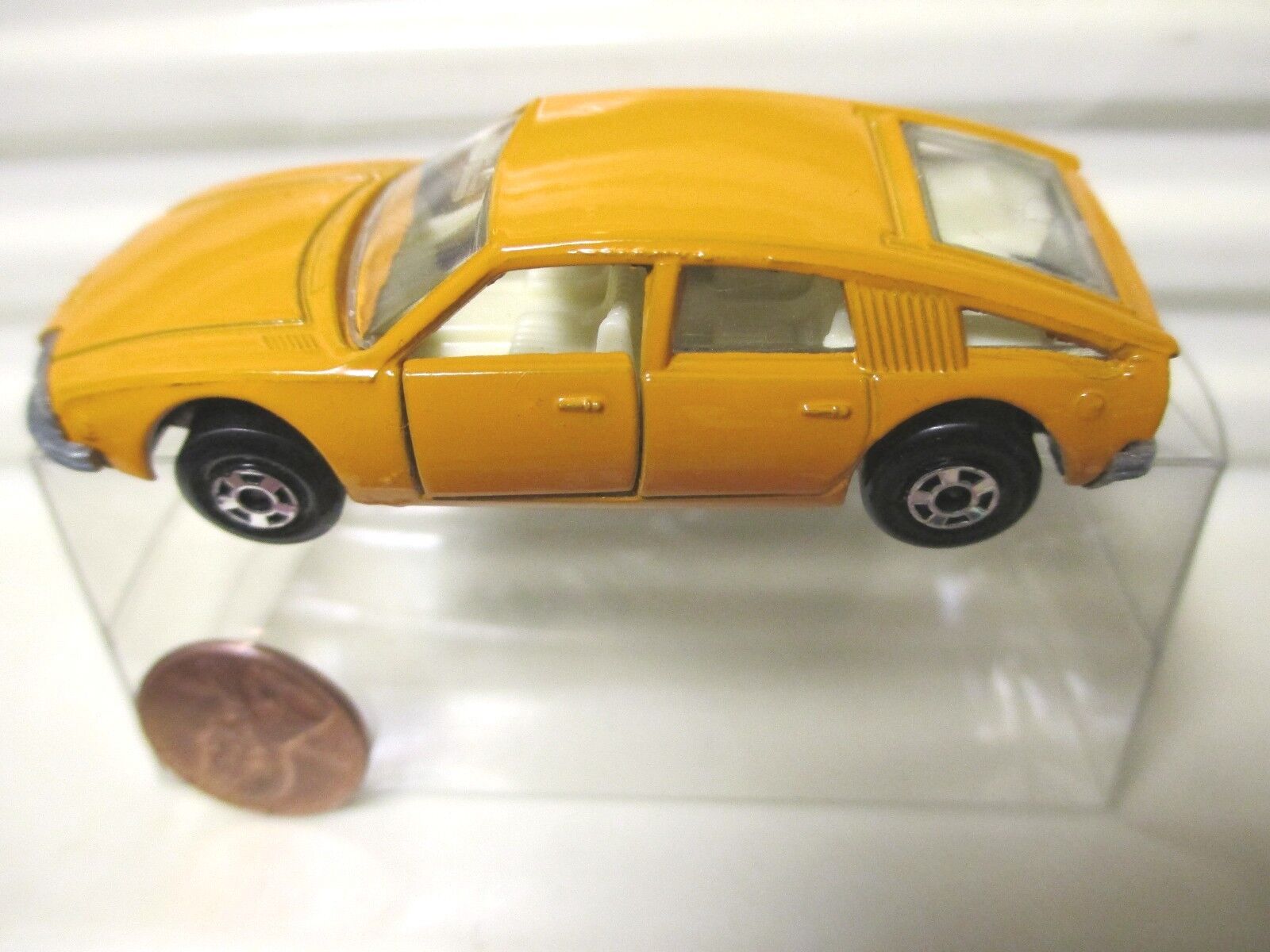 LESNEY MATCHBOX MB56A Peach BMC 1800 PININFARINA MINT with Plastic PVC Box