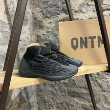 Adidas Yeezy QNTM Quantum Onyx Sneakers - 42.5 IT - 9.5 US