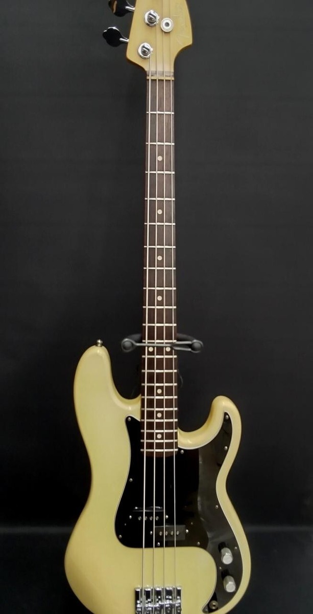 Fender American Standard Precision Bass VWH Vintage White
