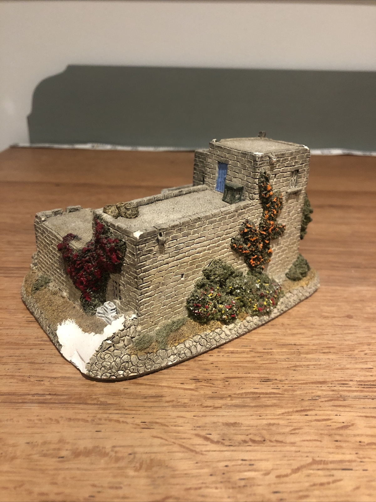 Picture 4 of 12
