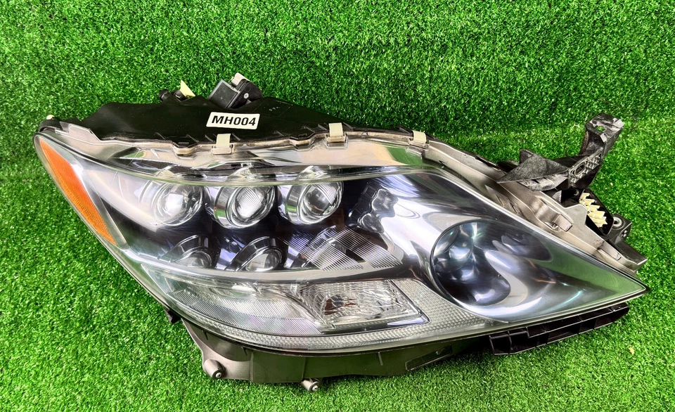 Par de luces delanteras de triple haz Lexus LS460 LS460L LS600H 2010-2012 OEM usadas Foto 4 de 4