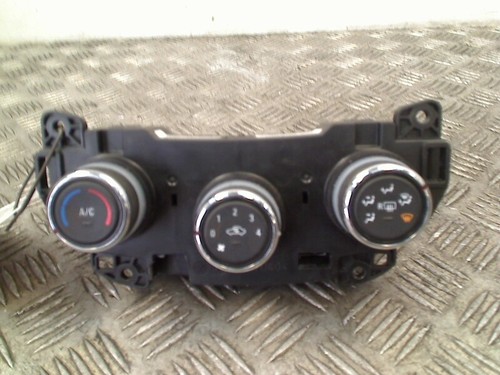 42564363 BEDIENUNG KLIMACONTROLLE CONTROL PANEL CLIMATE CONTROL Opel Karl 2017