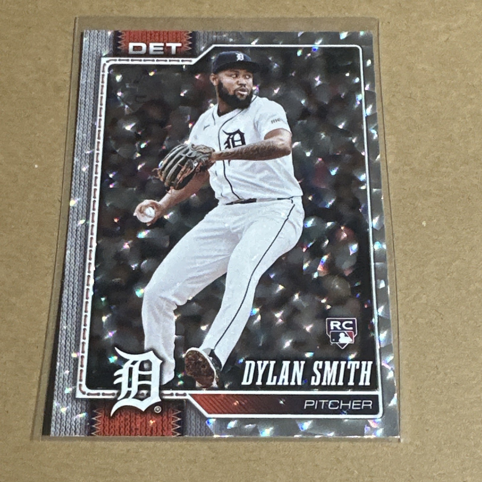 2026 Topps Series 1 - Dylan Smith #13 Silver Crackle Foil (RC)