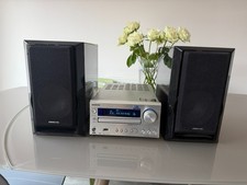 Onkyo CR-525UKD DAB CD high quality Japanese HiFi system and speakers