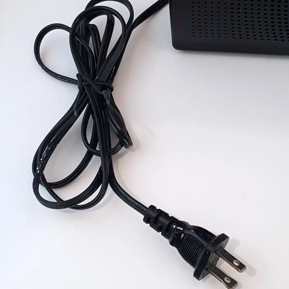 GE 3 Band Model 7-2946B AM/FM/TV1/TV2 Instant Weather Radio Band - Image 2 of 4