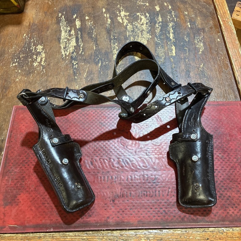 Randy Lozano Double Beretta 92 Shoulder Holster 