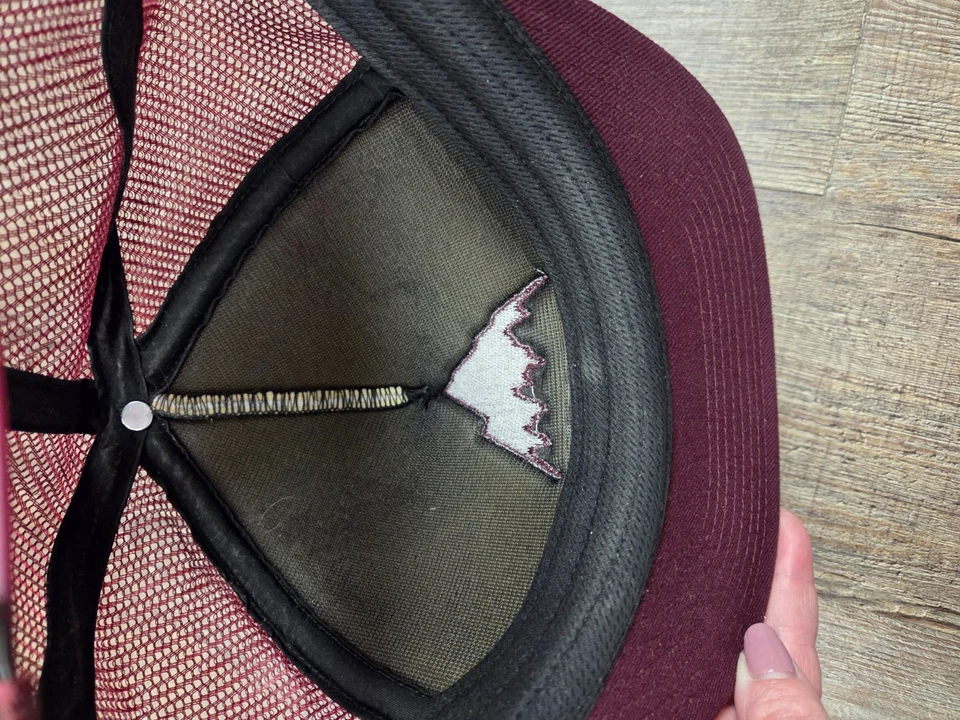 Burton Unisex-Adulto I-80 Trucker Sombrero Alto Perfil Rojo Oscuro Granate Blanco Gorra Foto 4 de 4