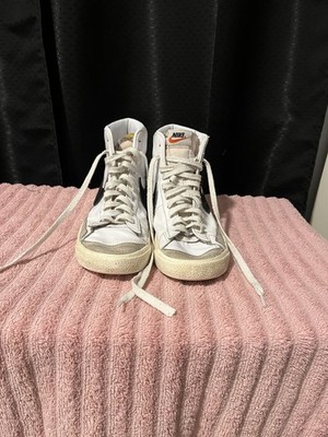 Nike Blazer Mid 77 Vintage Men's Mid Top Lace-Up Sneakers White/Black