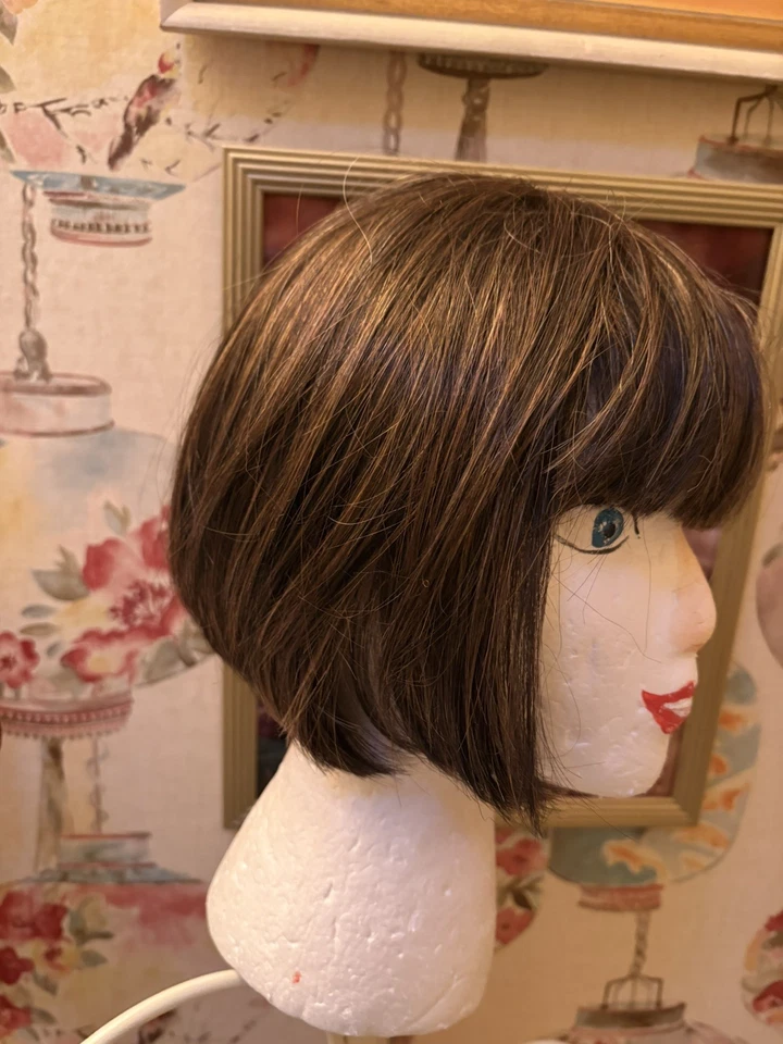 Raquel Welch Mystery Wig Awesome Brown Bob Altered - Image 3 of 4