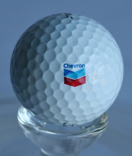 Pelota de golf con logotipo de Chevron Corporation * Titleist ProV1 #6 * Petróleo y gas - Imagen 4 de 6