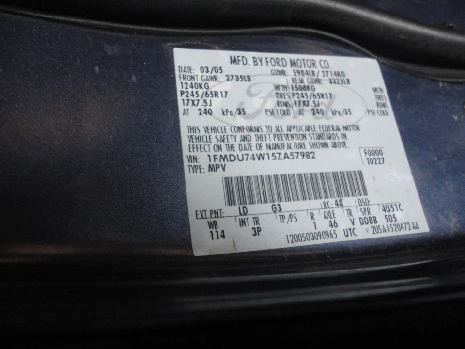 Ford Explorer Eddie Bauer 2005 4,6 L filtro de aire caja carcasa Foto 3 de 4