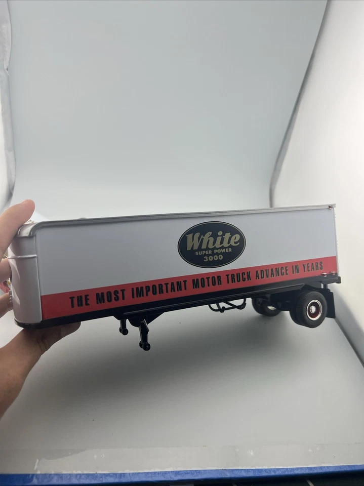 Raro First Gear Semi BLANCO 300 Motor Company Foto 2 de 4