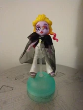Capsule Chix Loose Doll With Stand