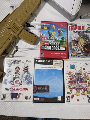 Vintage Nintendo Wii Console Video Game 9 Controllers Gun Accessory & Wheel Lot - Picture 2 of 14