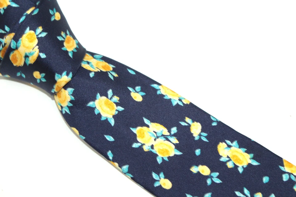 Corbata ZARA HOMBRE Made in Italy F84025 Foto 3 de 4