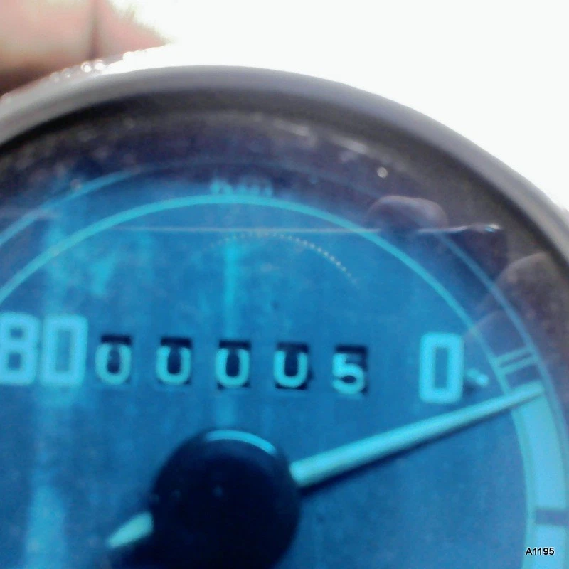 Medidor de velocímetro vintage Volkswagen cara azul aguja plateada odómetro OEM Foto 2 de 4