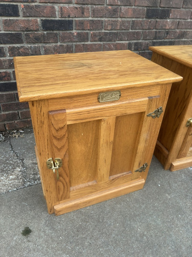 Vintage Set 2 White Clad Oak Icebox Chest End Table Nightstands - Picture 5 of 13
