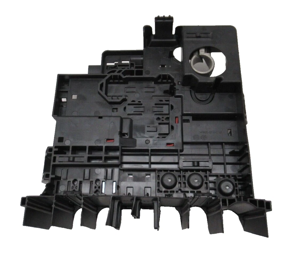 Battery Distribution Engine Fuse Block Cadillac Escalade Suburban Tahoe Yukon - Image 3 of 4