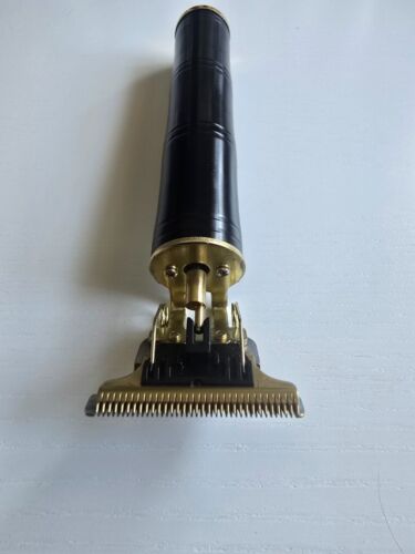 T9 ELECTRIC CORDLESS HAIR CATTING MACHINE - Picture 3 of 4