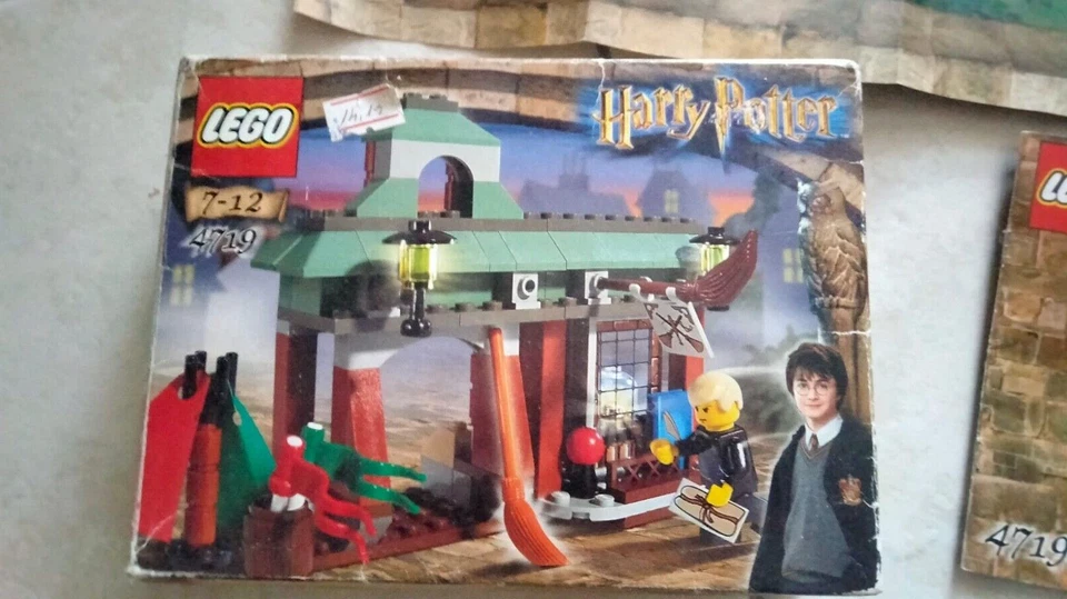 LEGO Harry Potter 4719 Quality Quidditch Supplies, foto 1 di 5